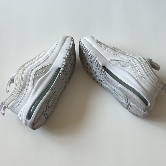 Kids Nike Air Max ‘97 all white sneakers runners shoes - Picture 12 of 12